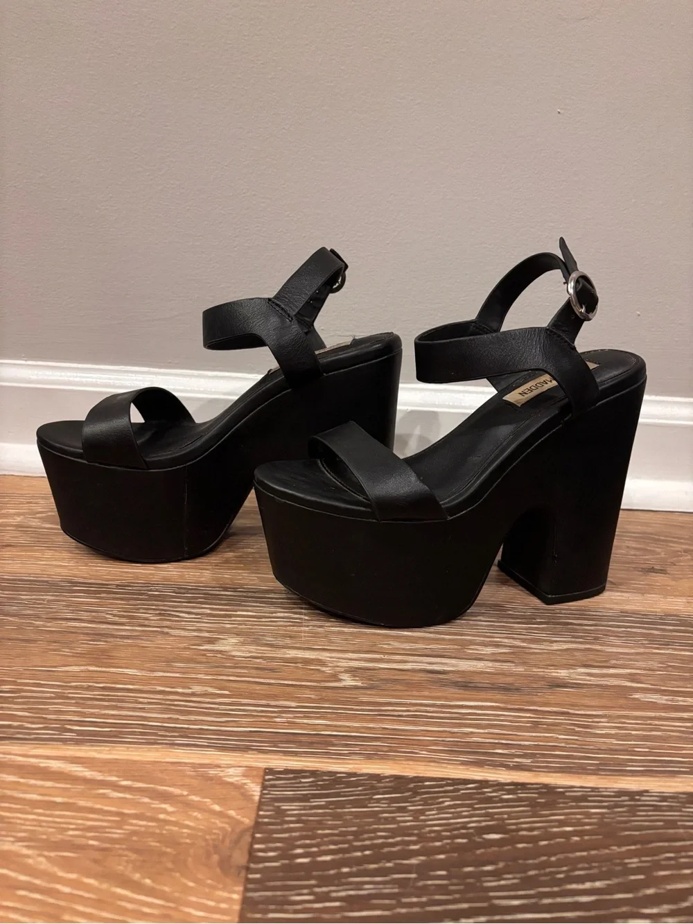 Steve Madden Black Platform Block Heel Sandals with Round Buckle